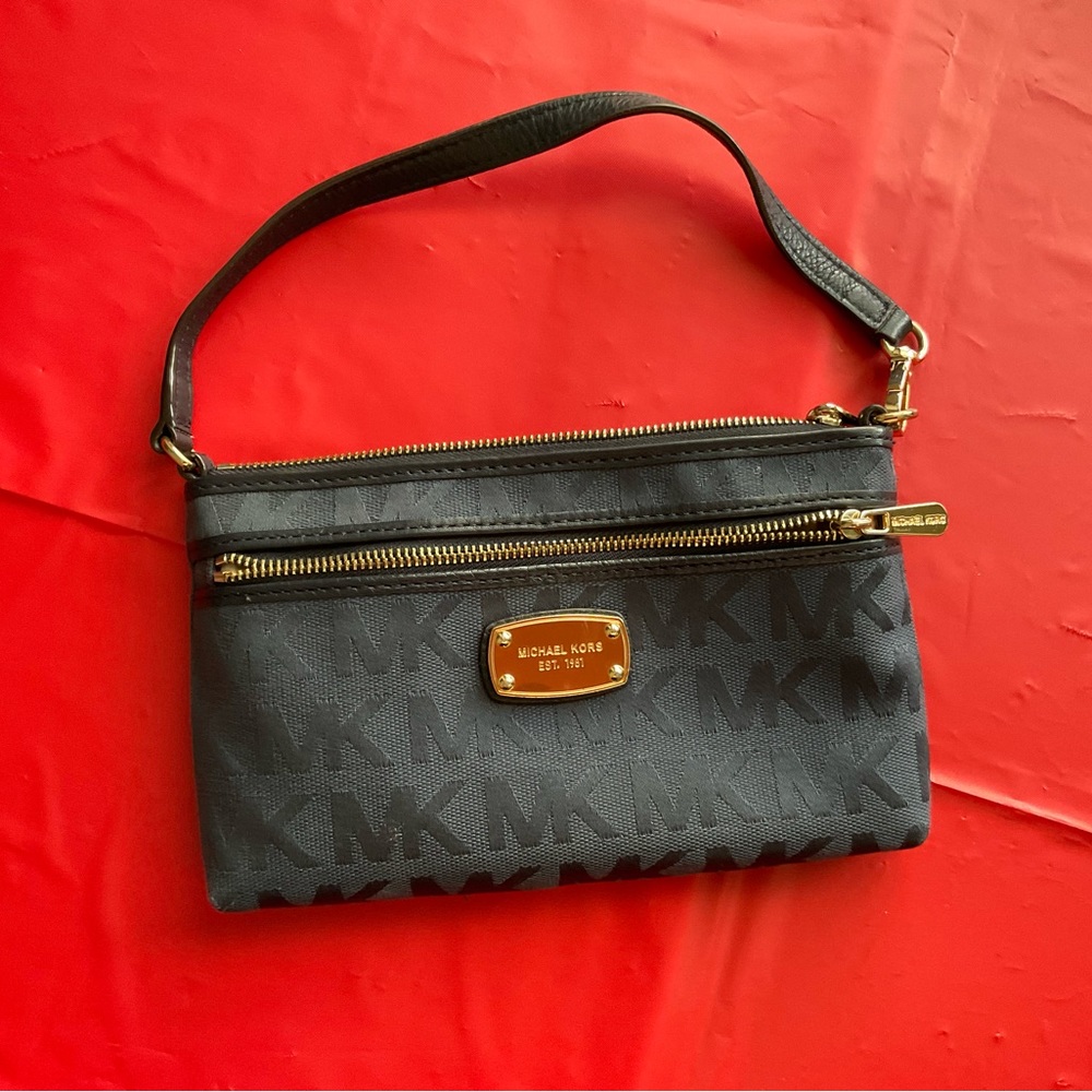 Michael Kors Wristlet Blue
